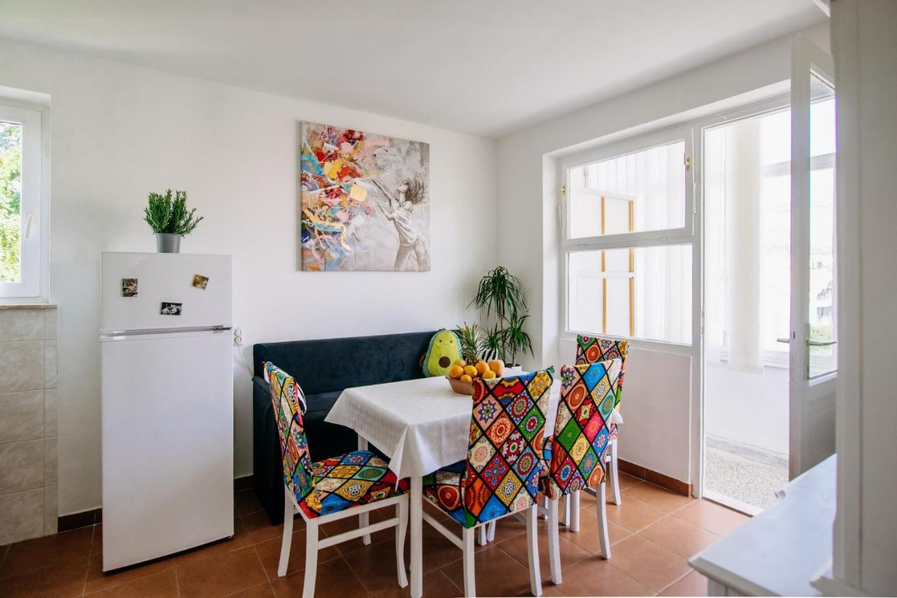 Sunnynest Apartment - 3Br Apt With Free Parking & Wi-Fi, Close To Lapad Bay Beach Дубровник Екстер'єр фото